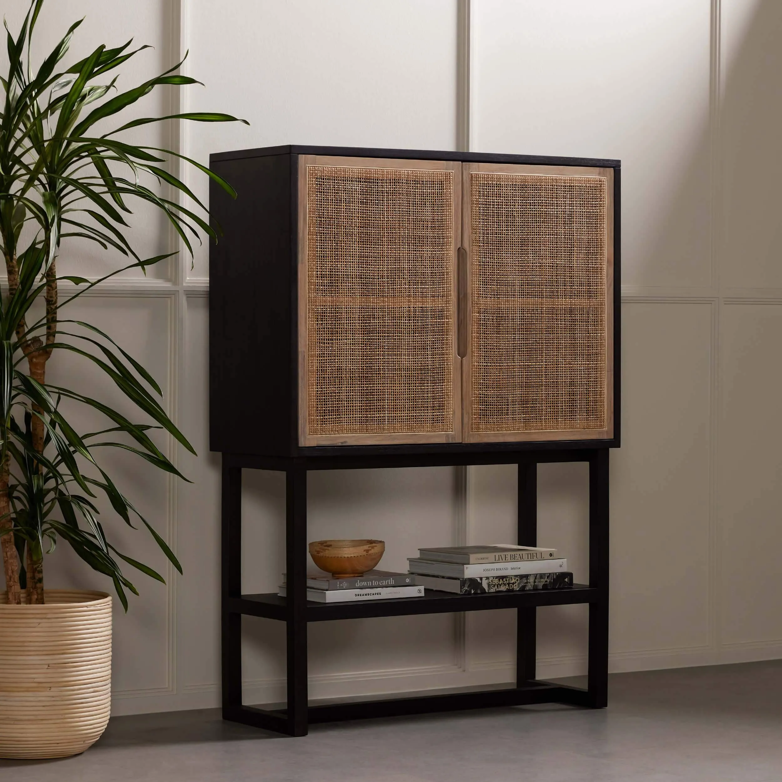 Clarita Cabinet, Black